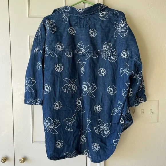 Anthropologie Maeve Oversized Embroidered Shirt size XS/S - Picture 7 of 8